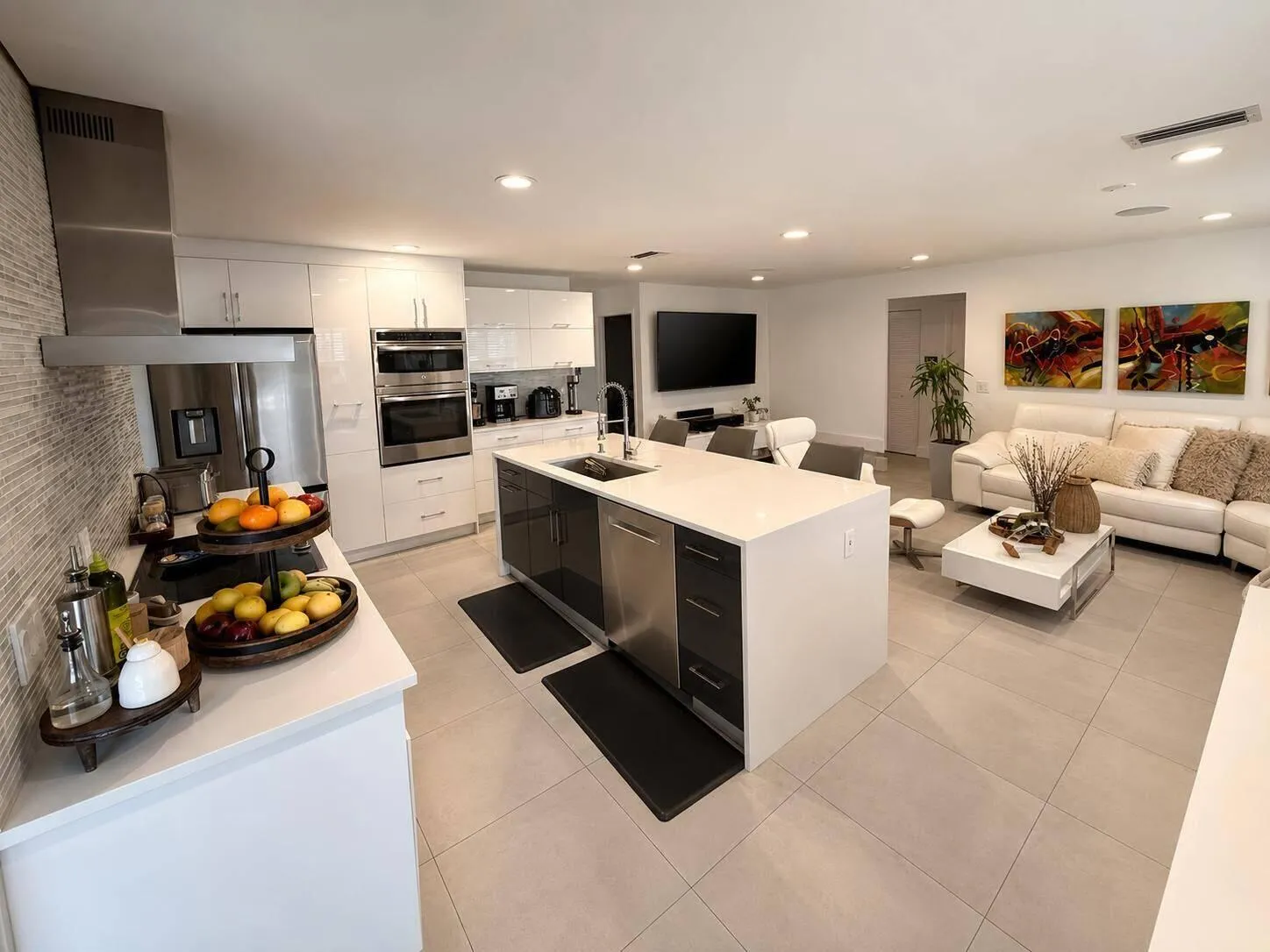 Beautiful remodeled kitchen with center island!