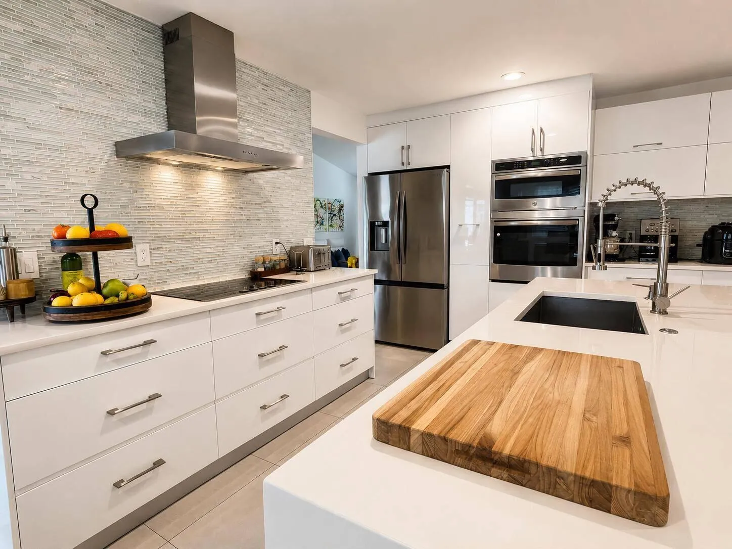 Beautiful remodeled kitchen!