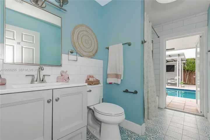 Cabana Bathroom