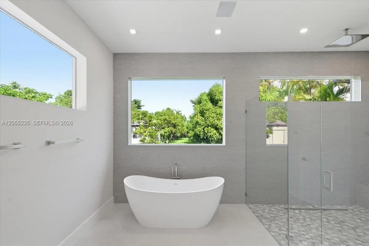 Property photo 107