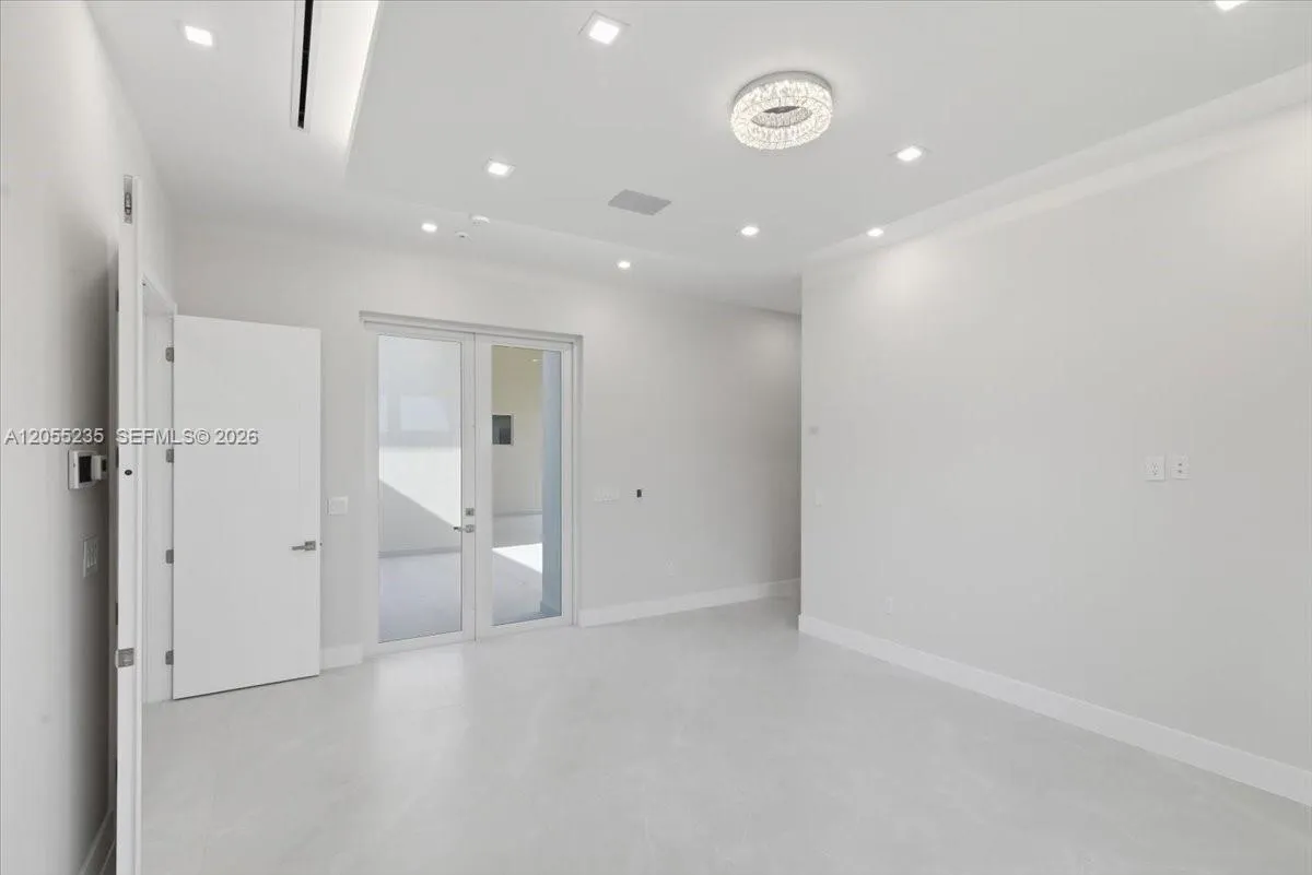Property photo 91