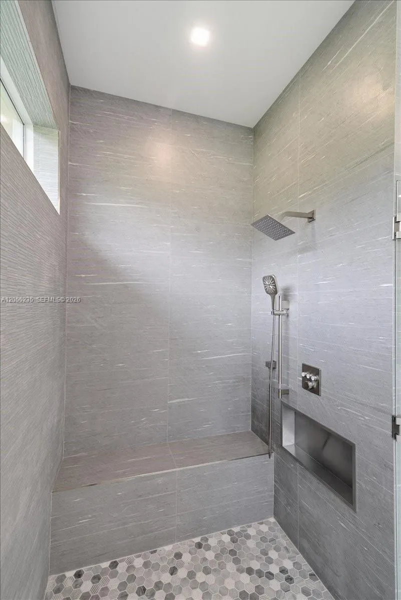 Property photo 119