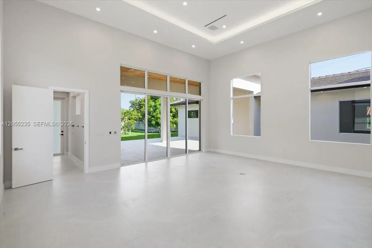 Property photo 80