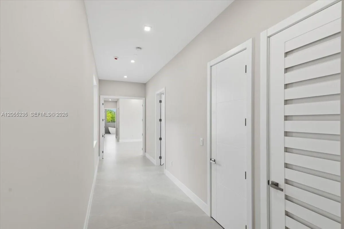 Property photo 73