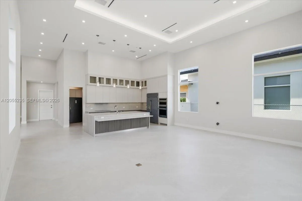 Property photo 50