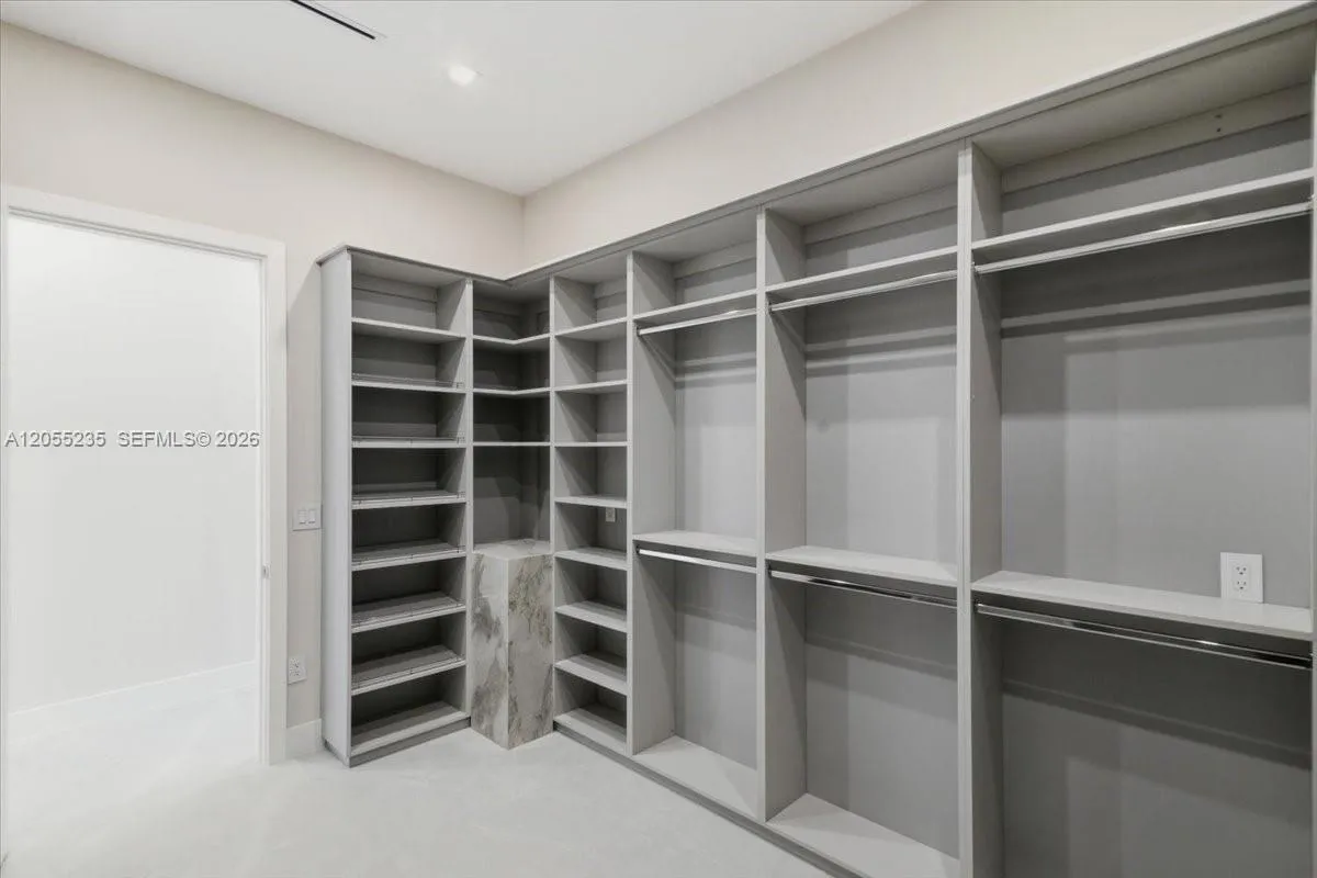Property photo 101
