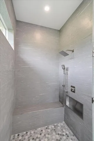 Photo 76