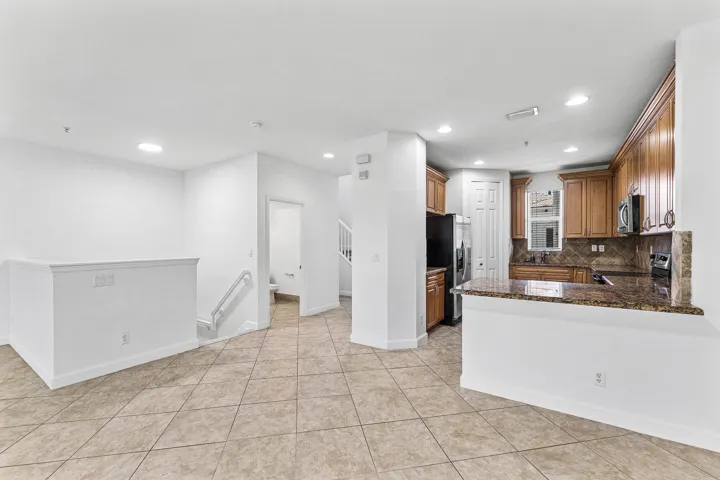 011-3030WatersideCircle-BoyntonBeach-FL-