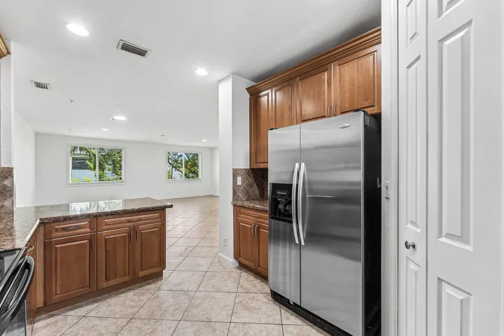 014-3030WatersideCircle-BoyntonBeach-FL-