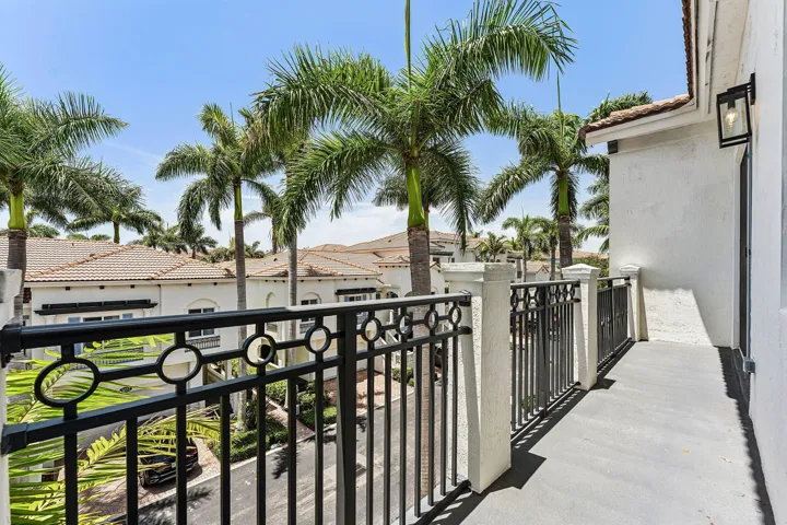 027-3030WatersideCircle-BoyntonBeach-FL-