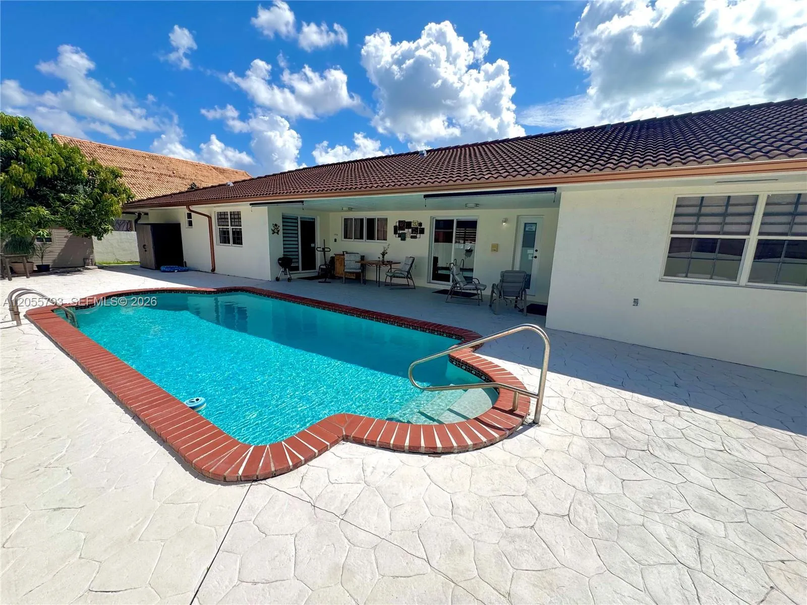 Property photo 40