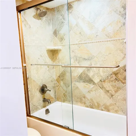 Master Bath room