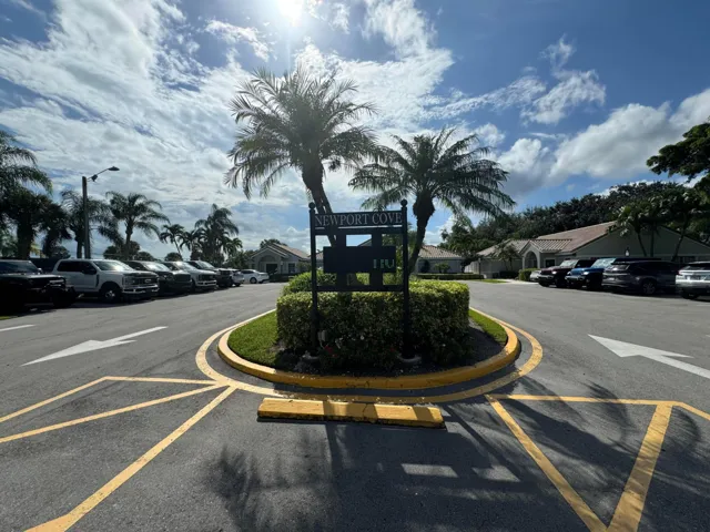 Welcome to Newport Cove
