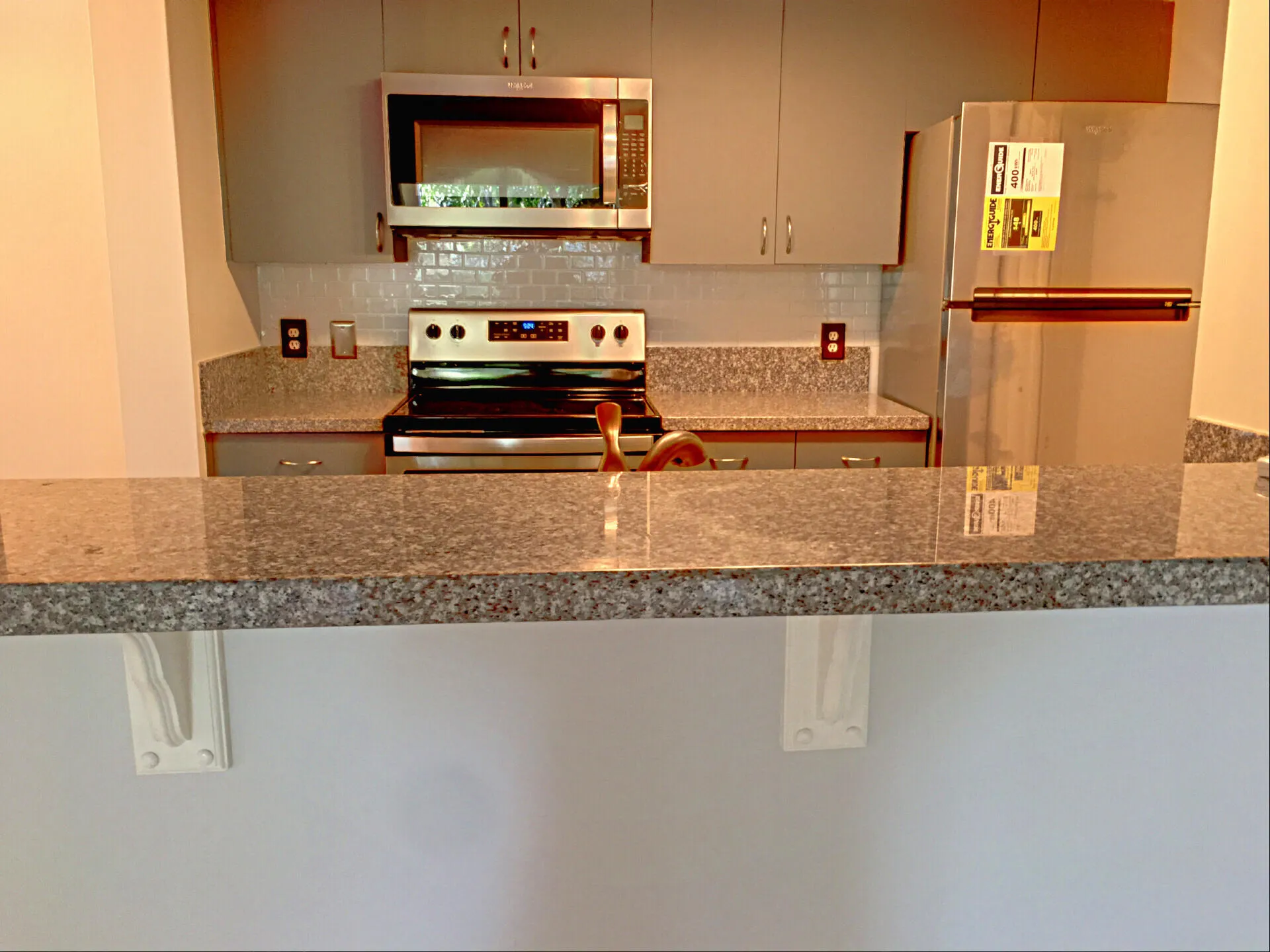 160 New Full Bath Console, Lightin, Fixt