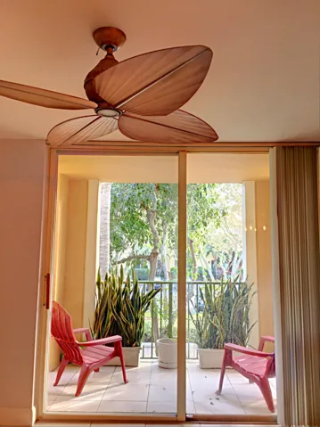 160 Living Room overlooking the patio