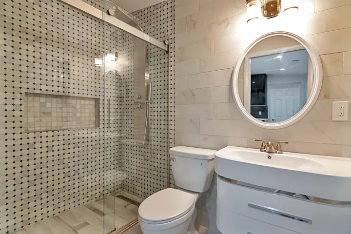 2nd Bathroom