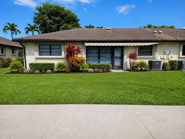4763 Back Yard (Rev)