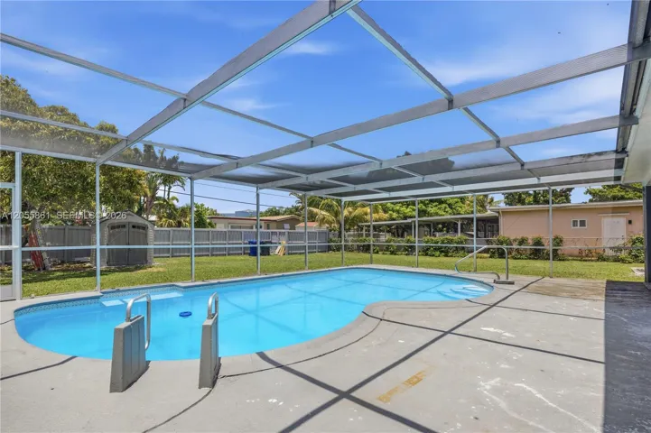 Screened Pool and Patio Area