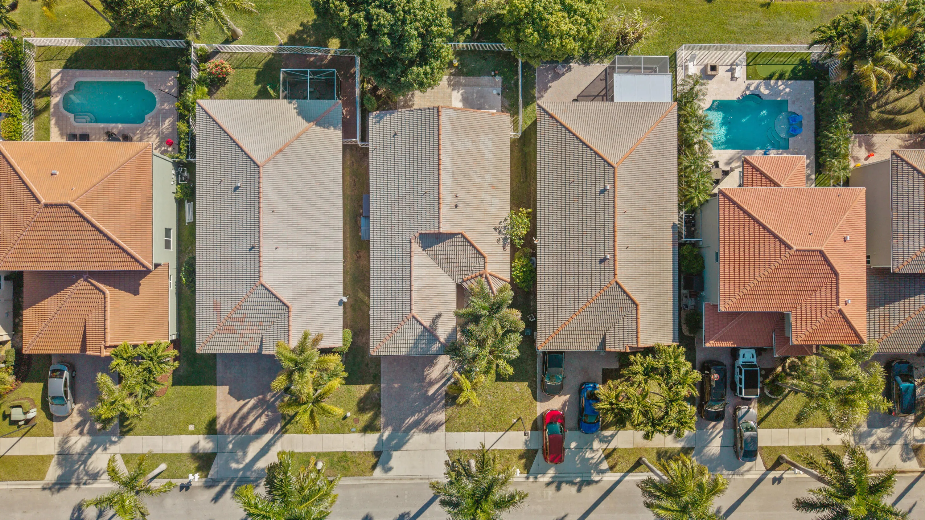 3800 Woodfield Dr-43