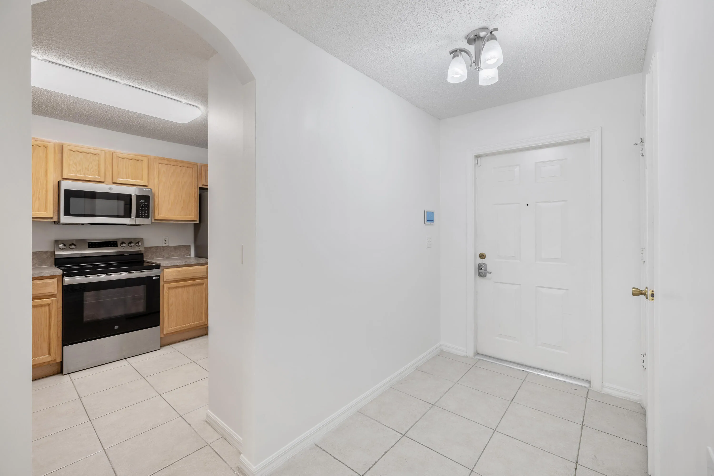 3800 Woodfield Dr-34