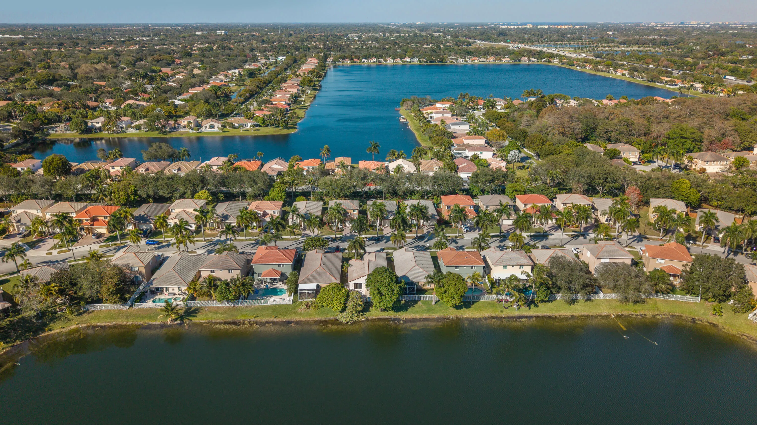 3800 Woodfield Dr-46