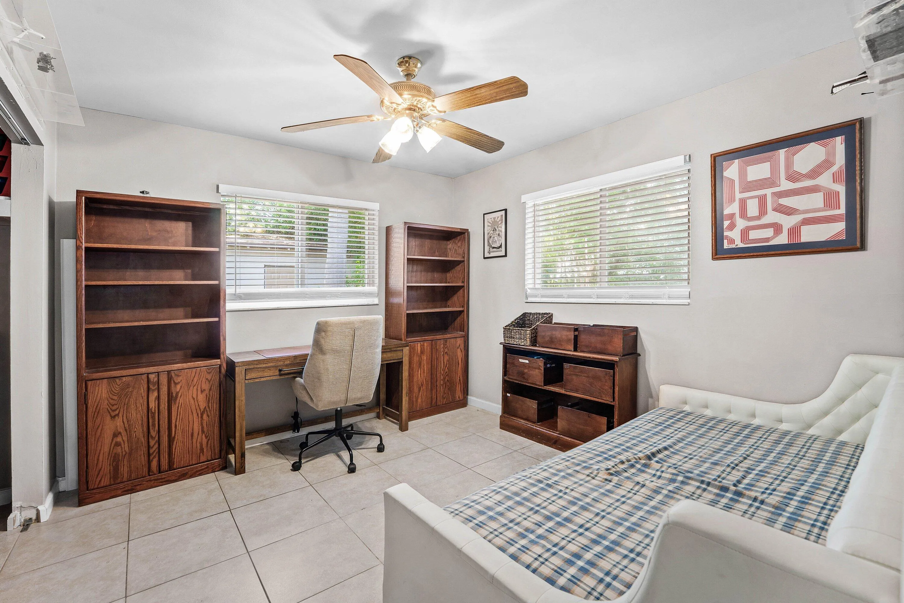 014-417UplandRoad-WestPalmBeach-FL-33401