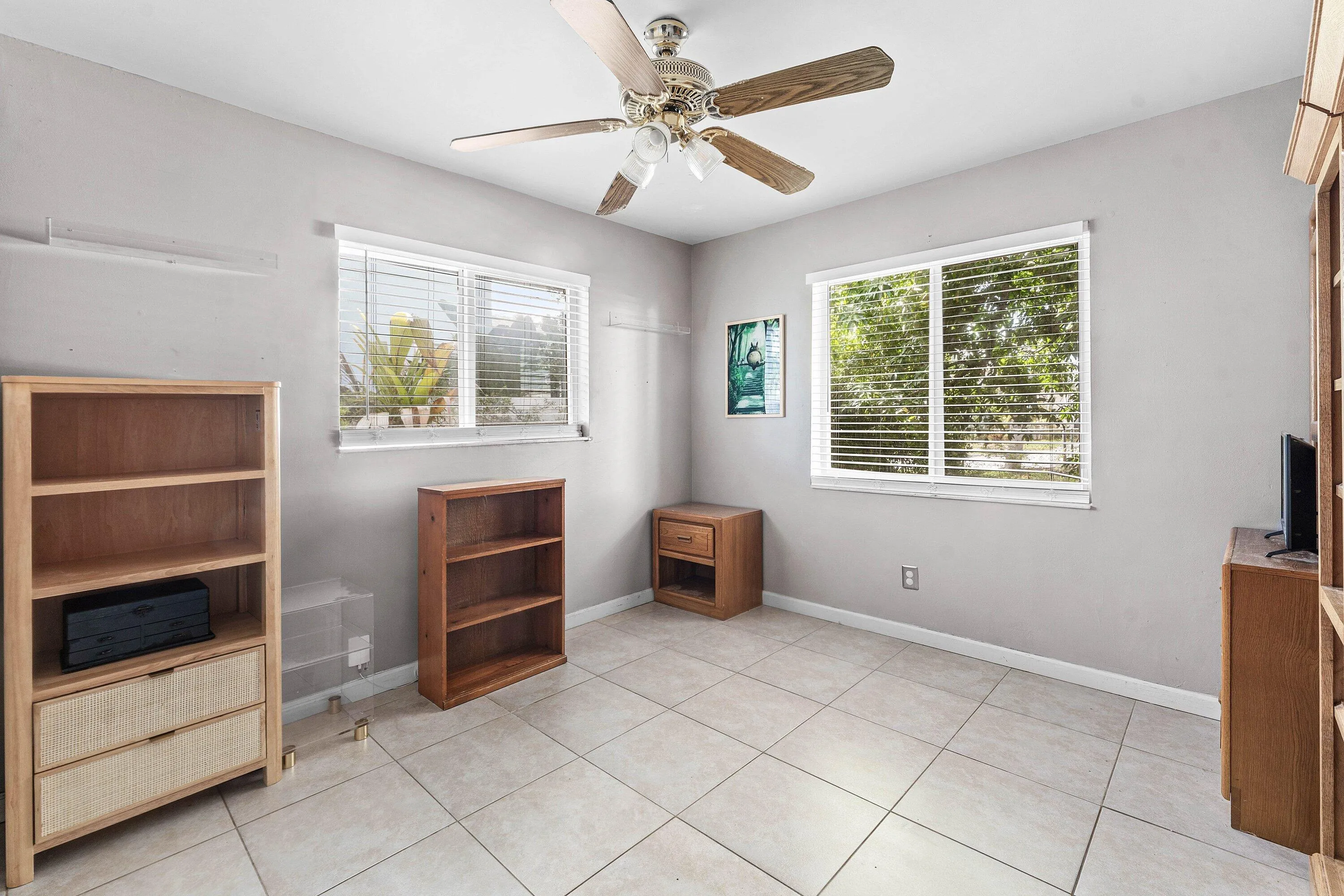 016-417UplandRoad-WestPalmBeach-FL-33401