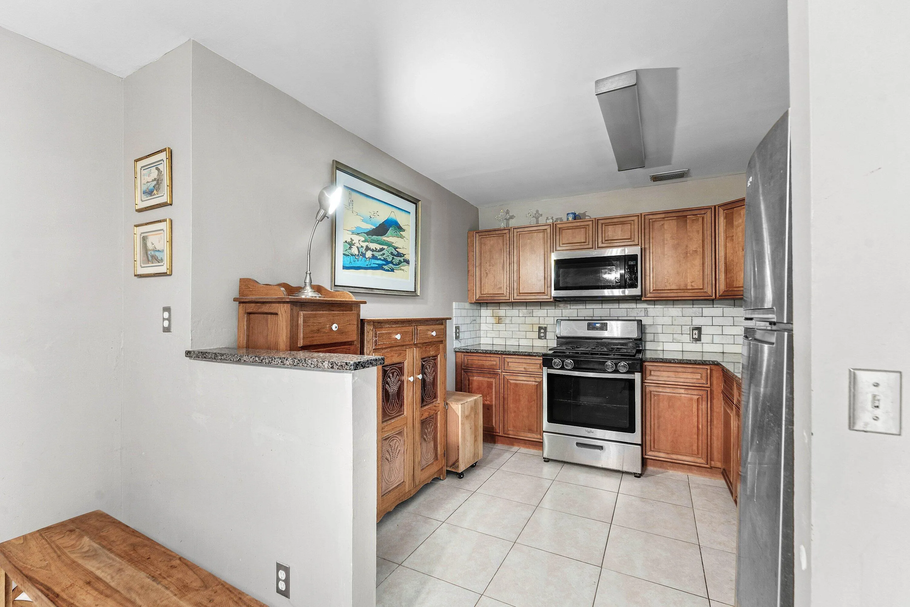 011-417UplandRoad-WestPalmBeach-FL-33401