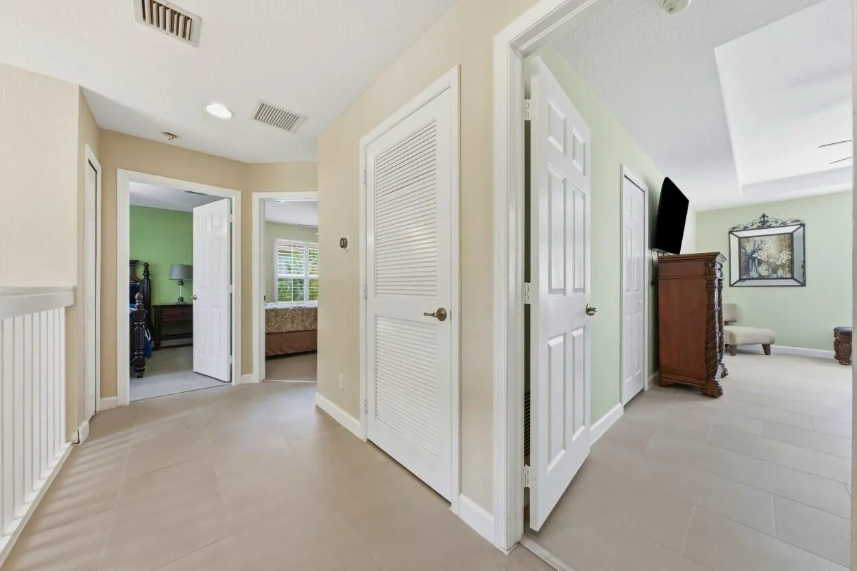 Bedroom Layout