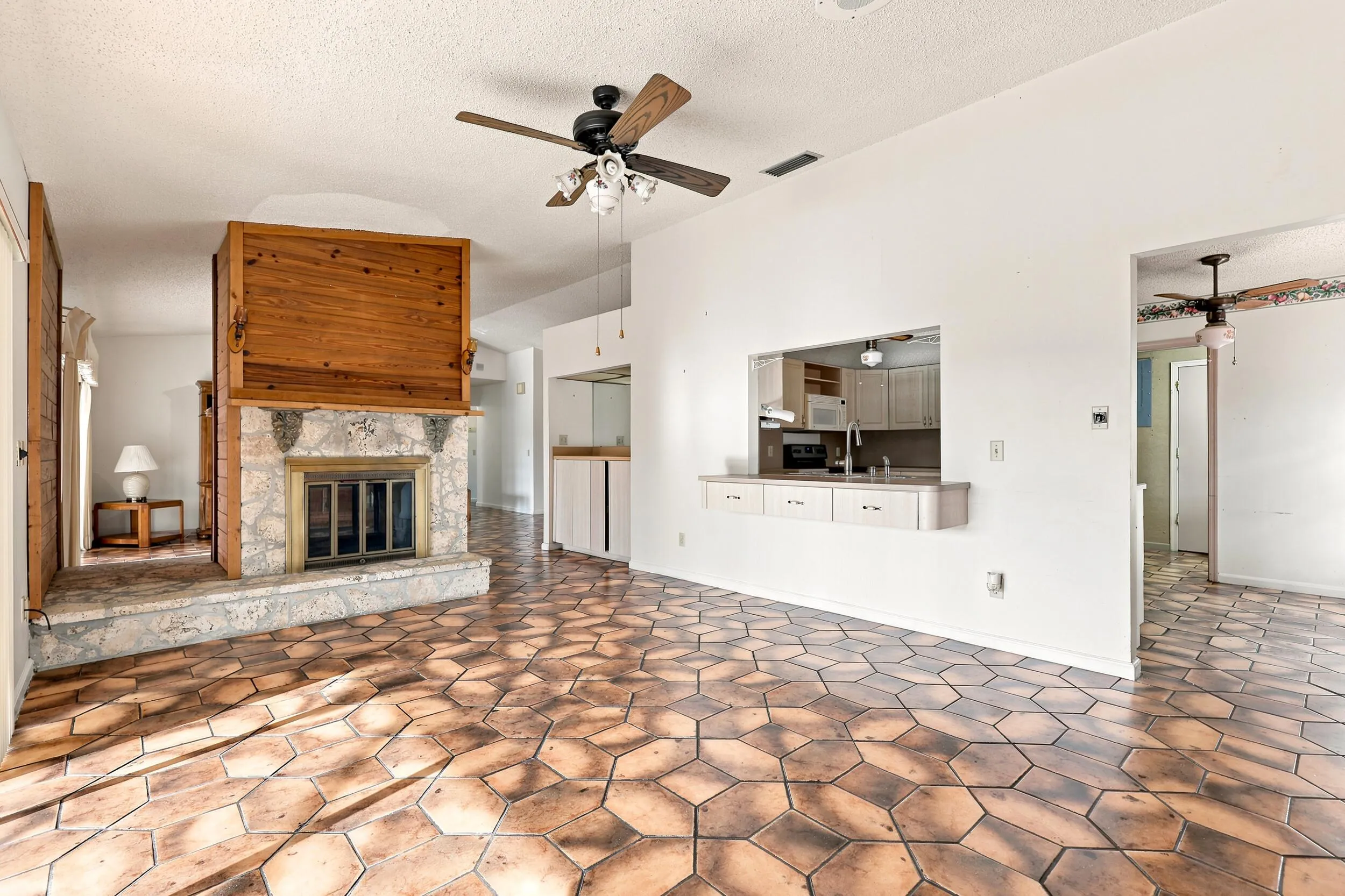 9_3768_pinehurst_dr_greenacres_fl_33467_