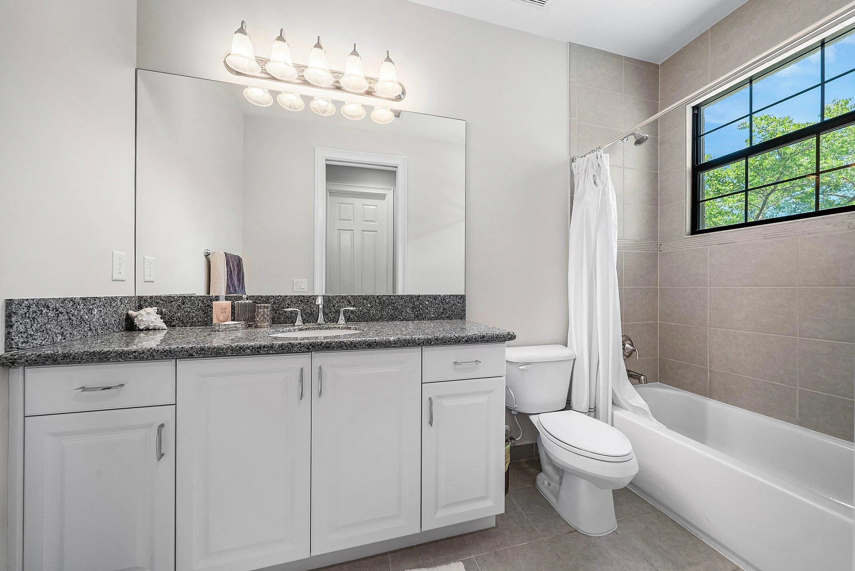 044-16884StrasbourgLane-DelrayBeach-FL-3