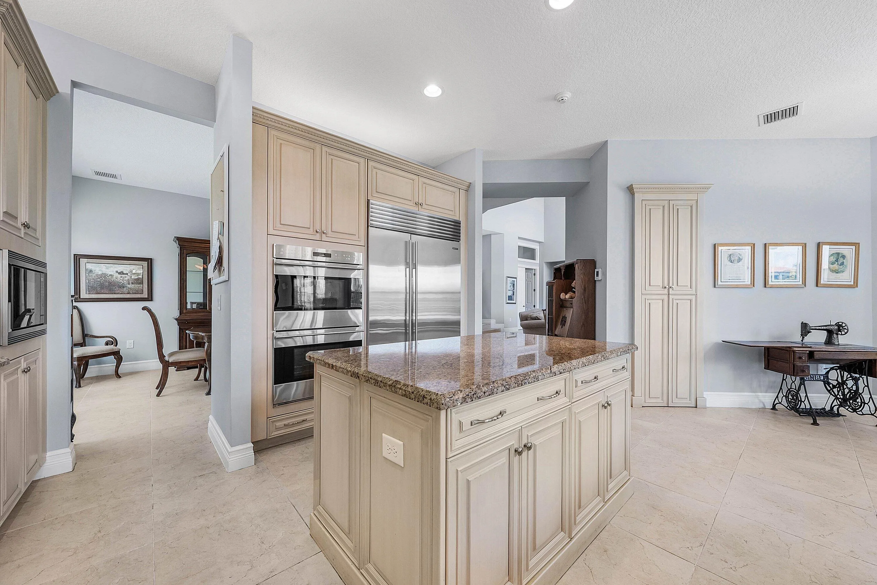 020-16884StrasbourgLane-DelrayBeach-FL-3
