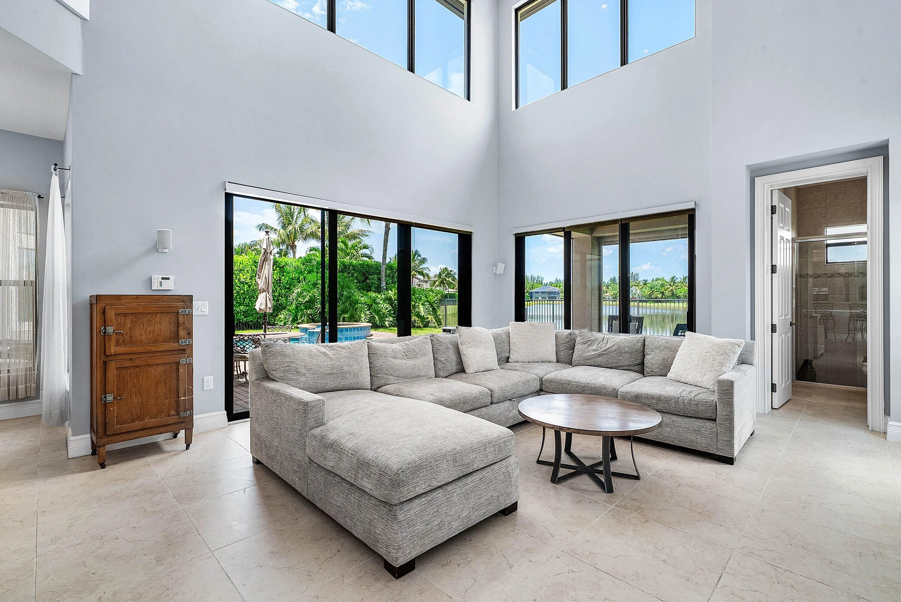 012-16884StrasbourgLane-DelrayBeach-FL-3