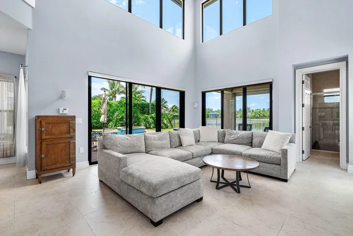 012-16884StrasbourgLane-DelrayBeach-FL-3