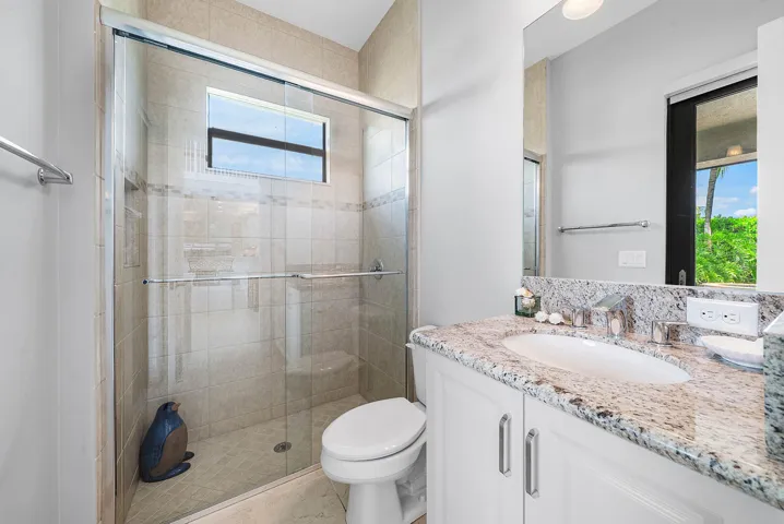 016-16884StrasbourgLane-DelrayBeach-FL-3