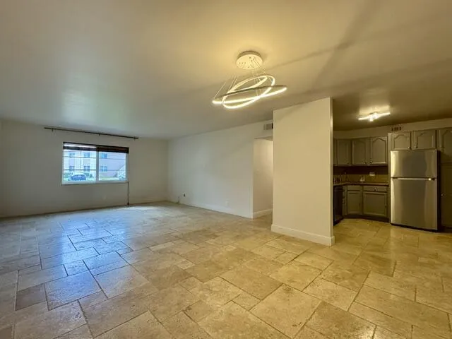 102B 5