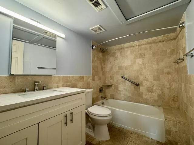 102B 8