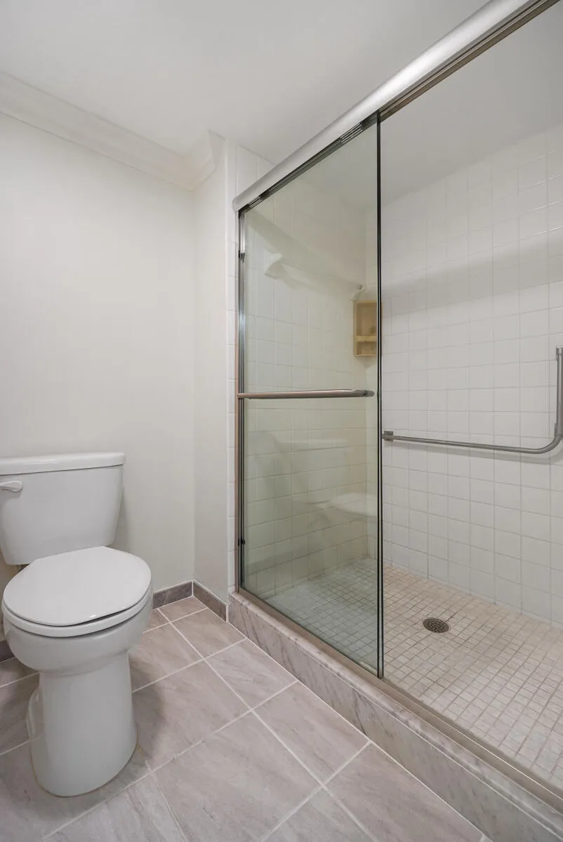 Stand alone shower