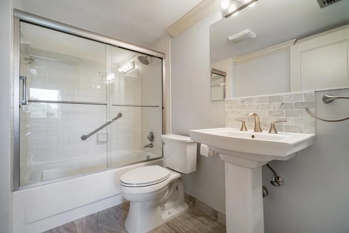 Guest bath