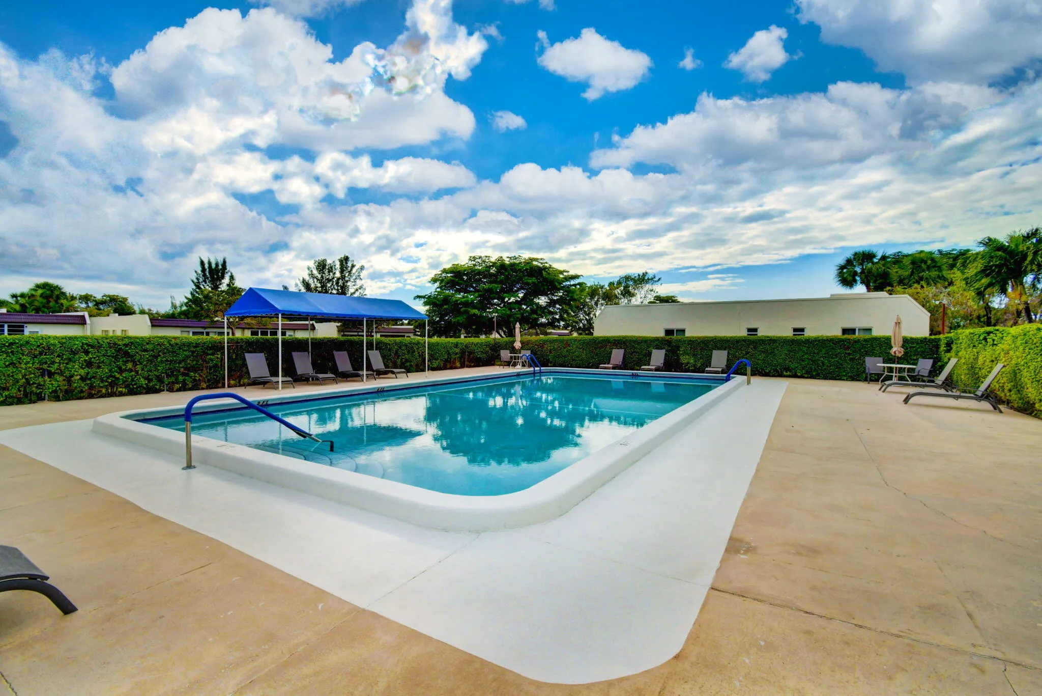 Pool 2