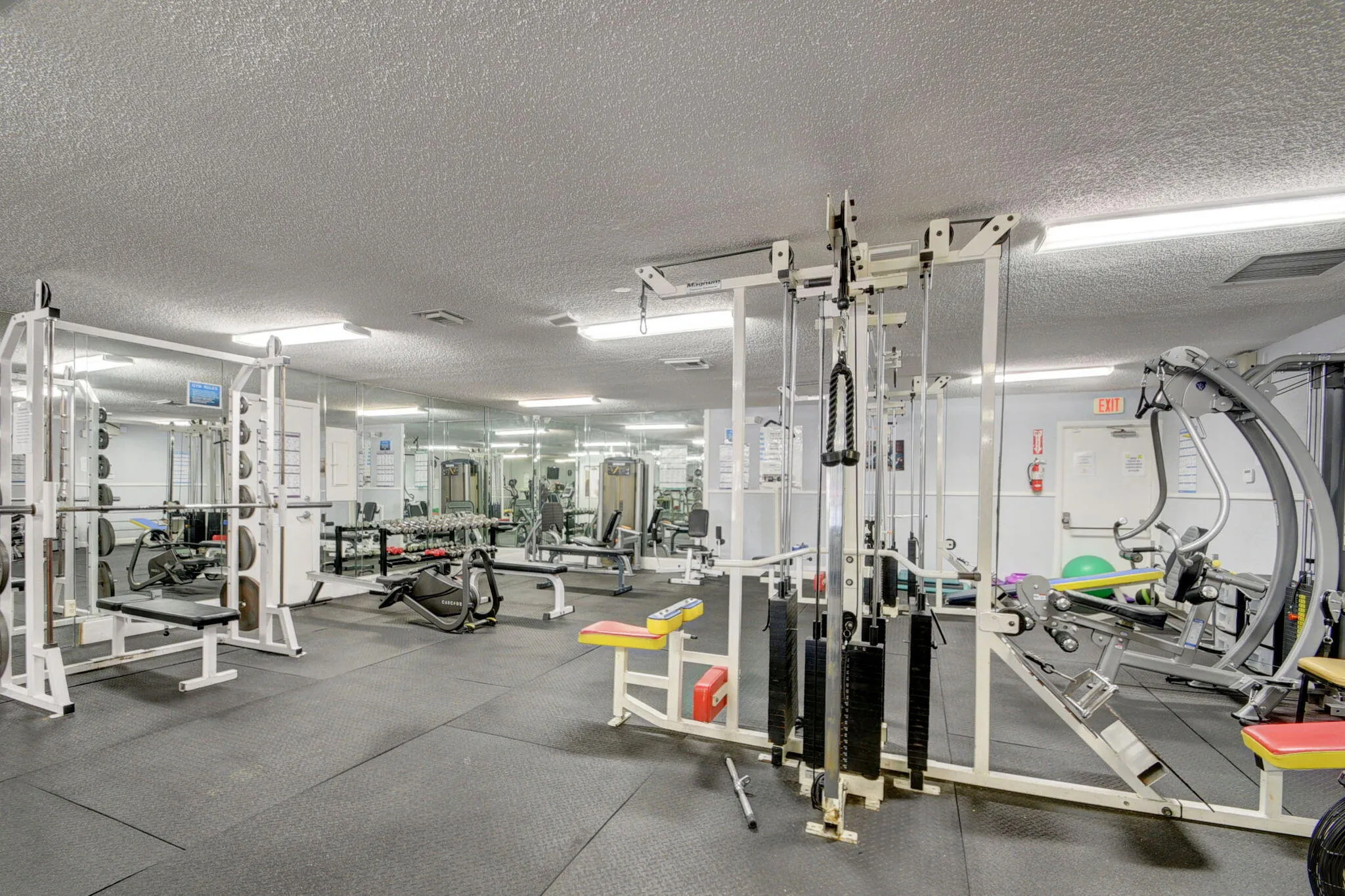 Golden Lakes Club House A