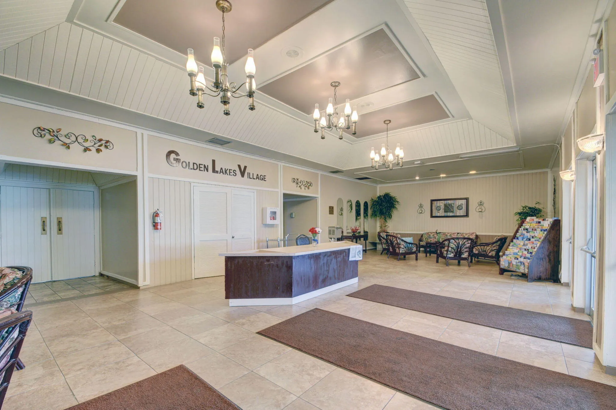 Golden Lakes Club House A