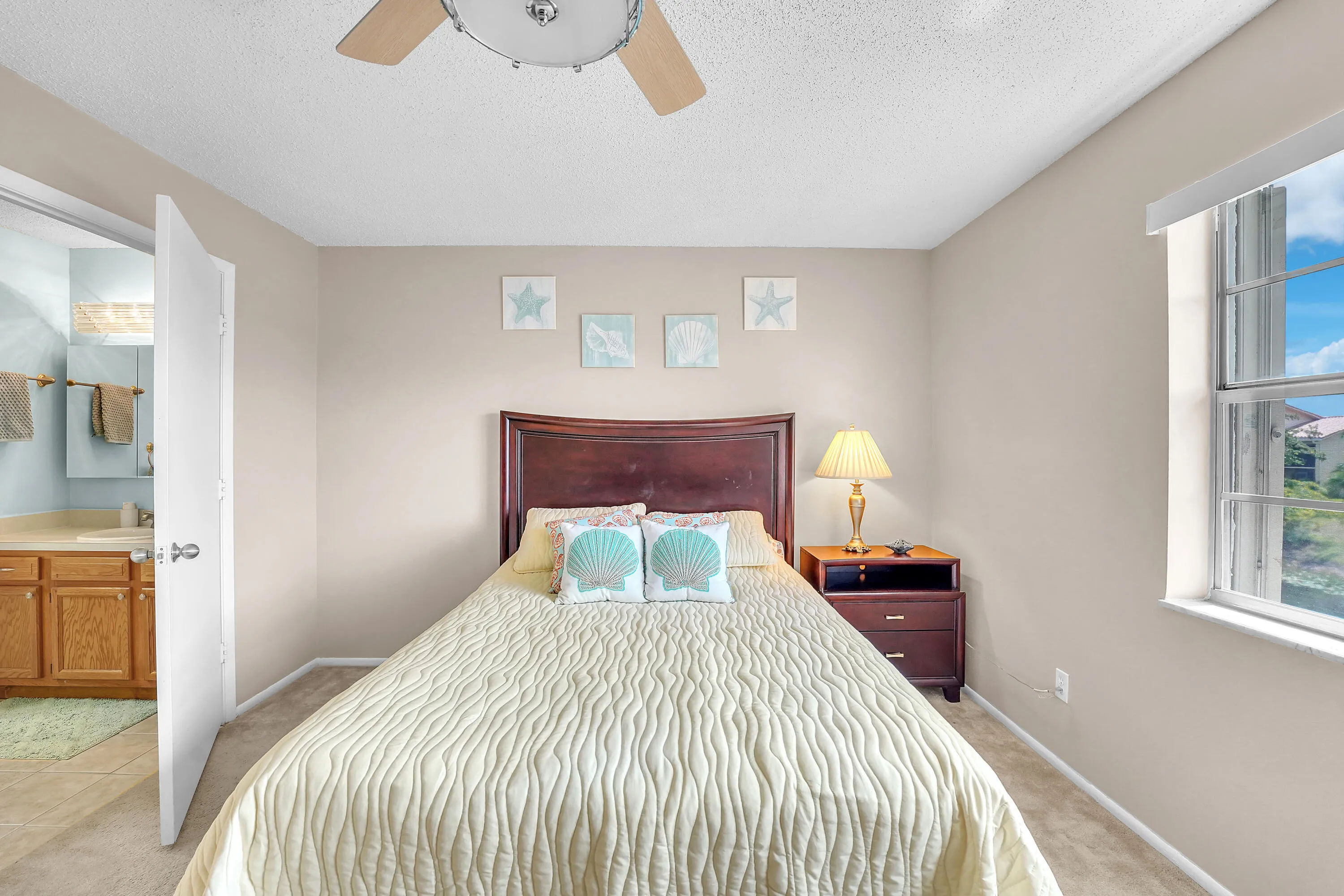 Primary Bedroom2