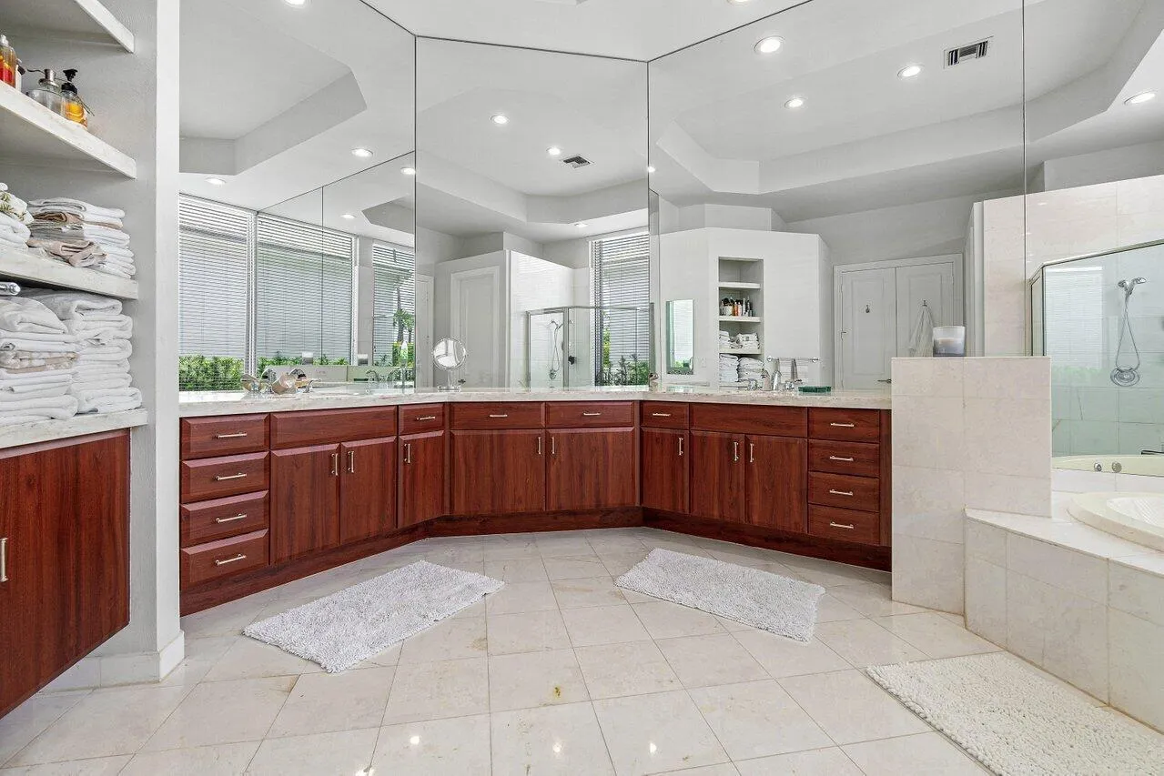 030-1144CrystalDrive-PalmBeachGardens-FL