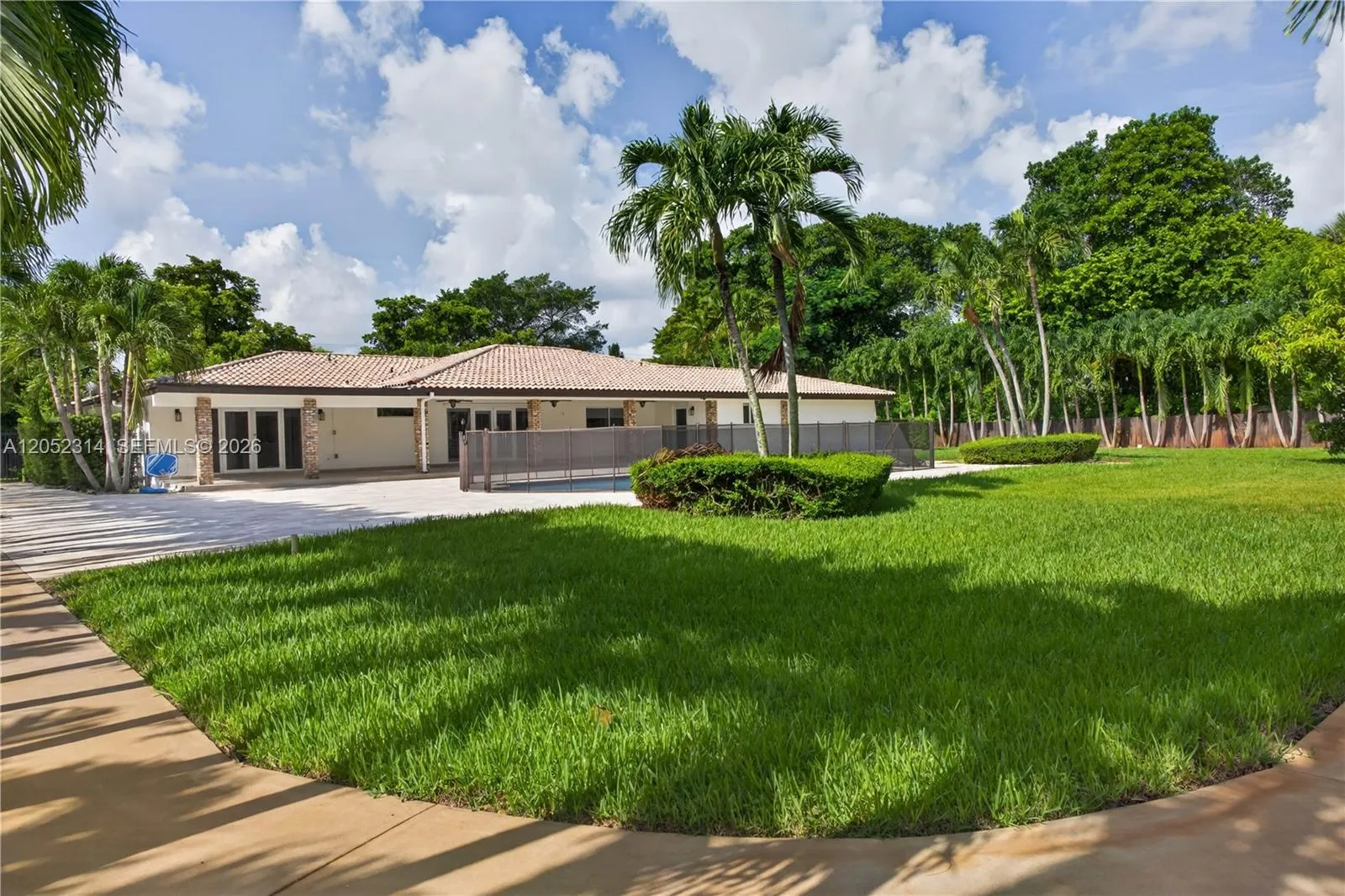 Property photo 32
