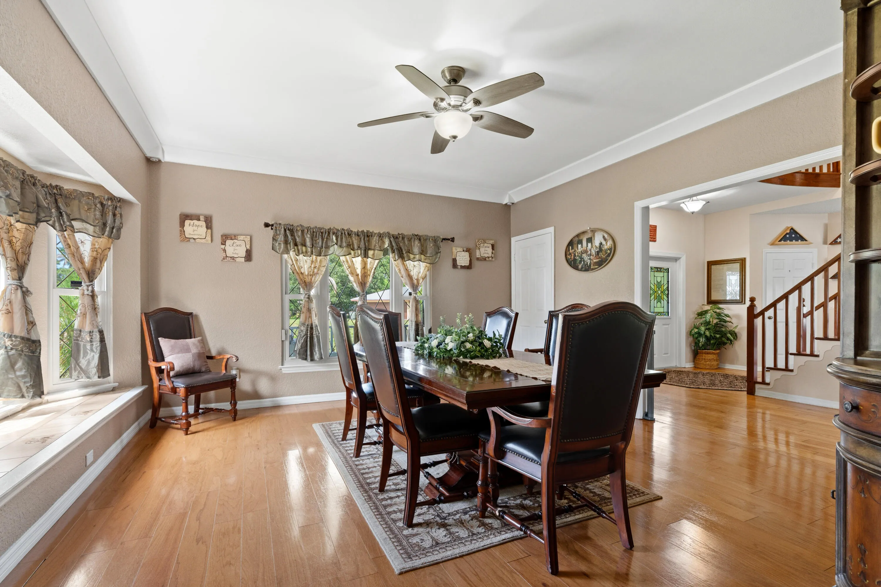 Property photo 35
