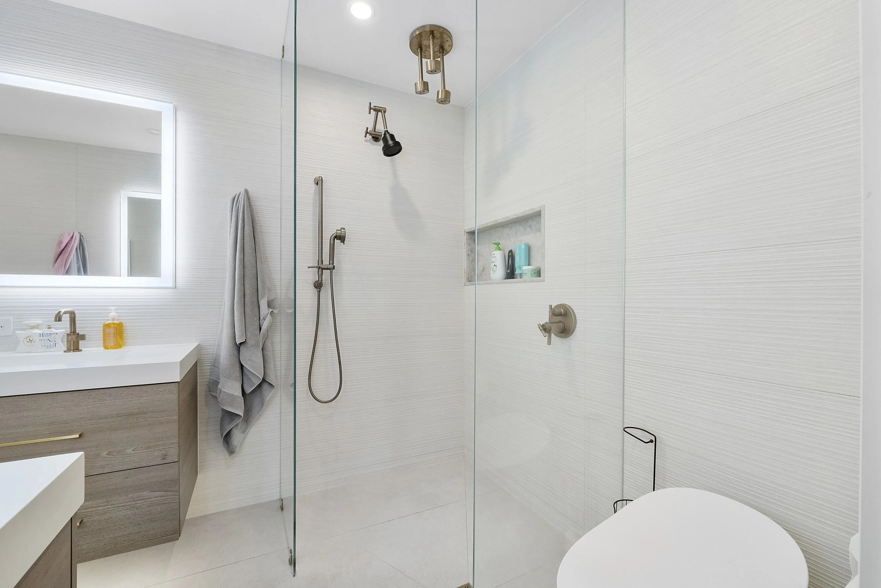 725 Ne 36th St_039