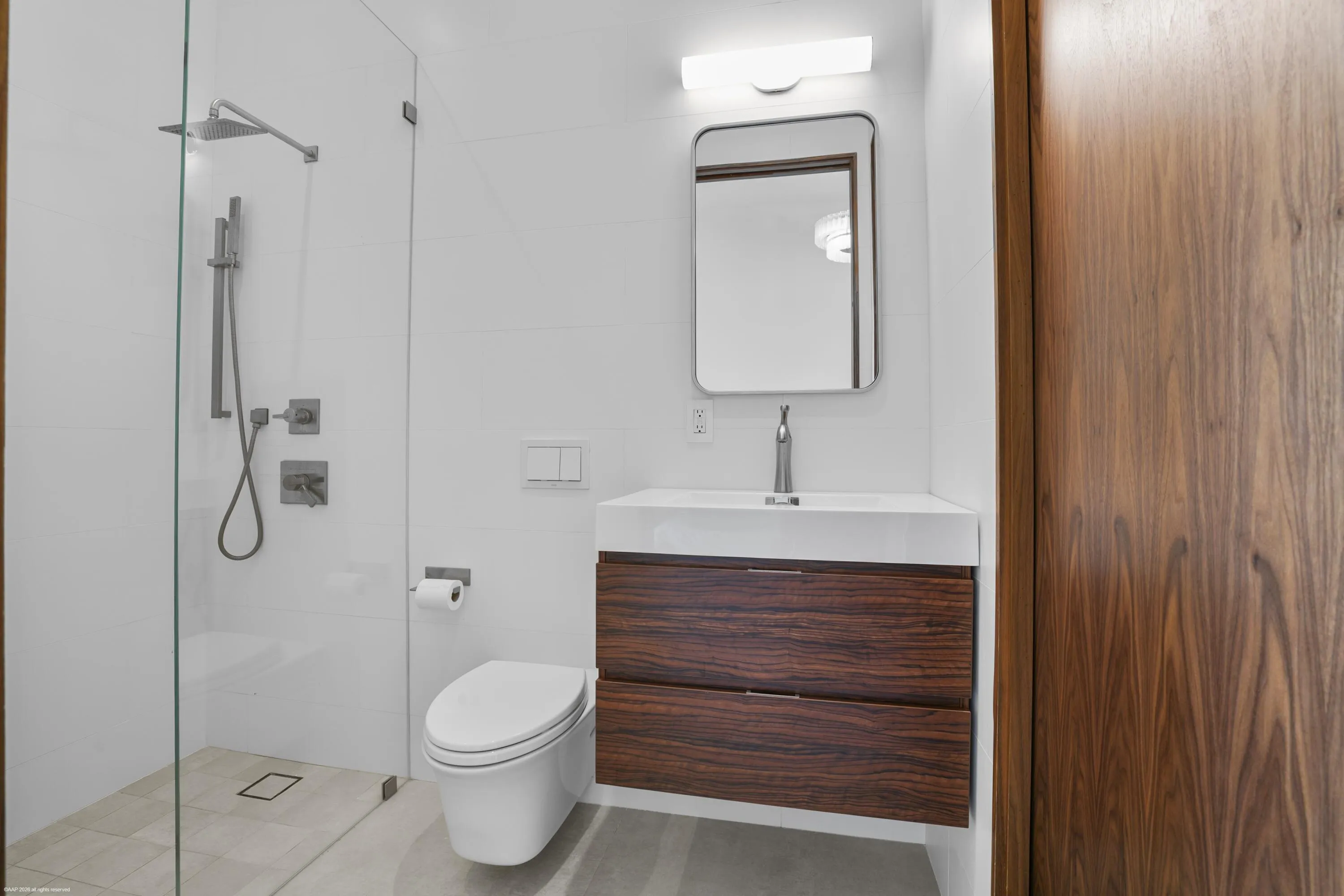 In-suite bathroom for bedroom #3