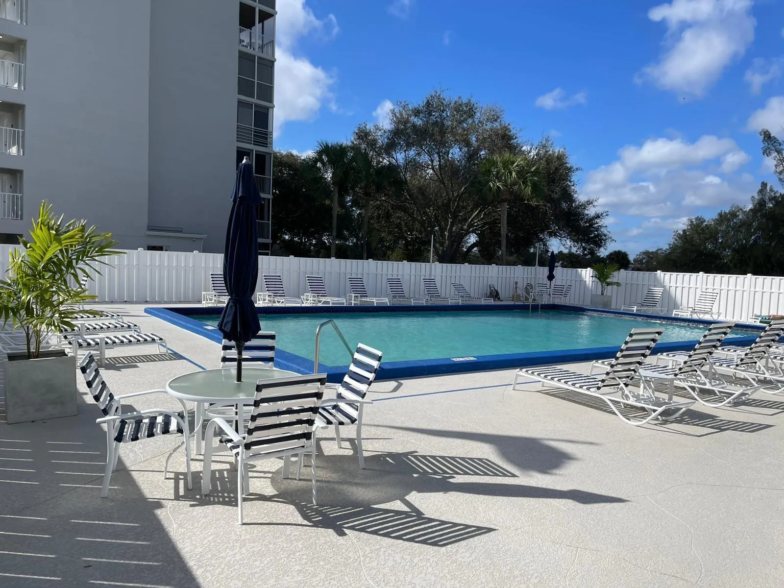 Boca Teeca pool