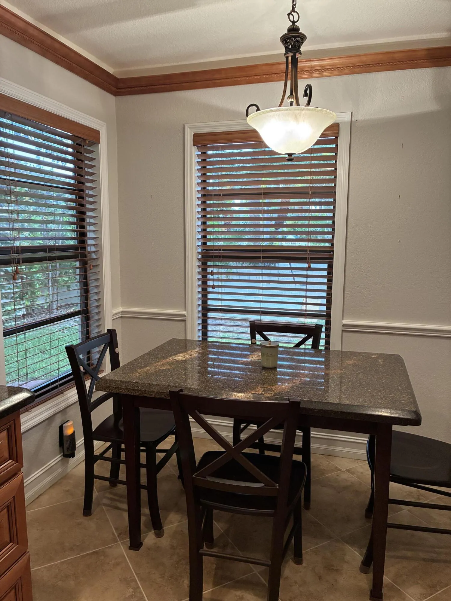 Kitchen nook